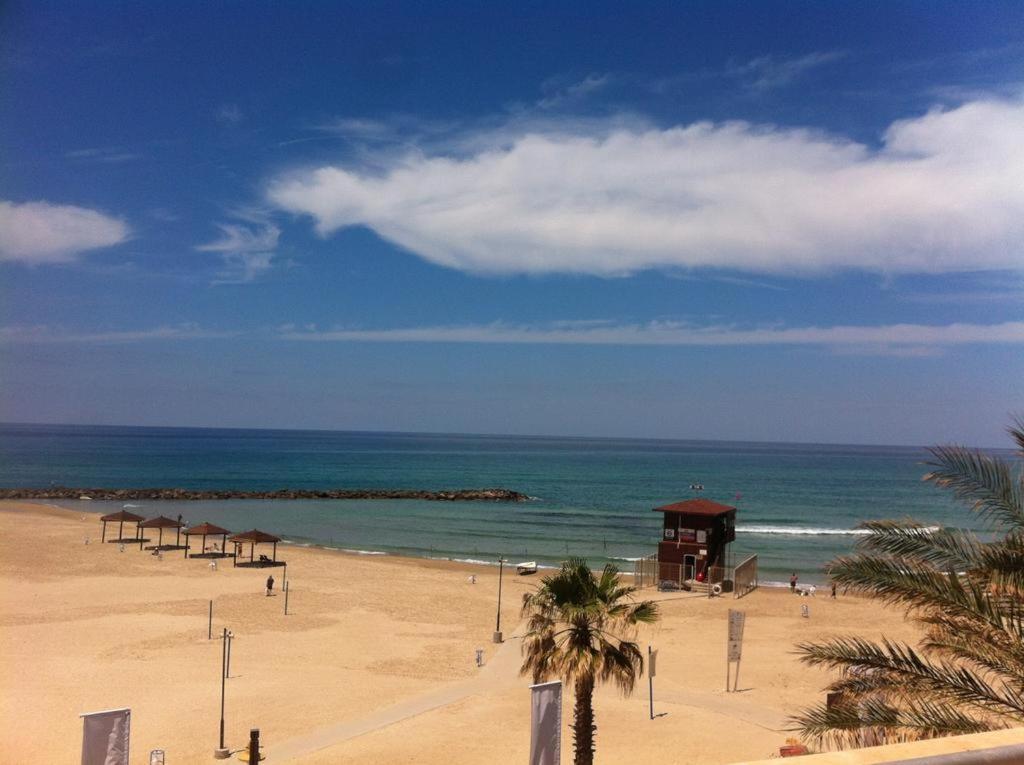 Rooms On The Sea Haifa Esterno foto